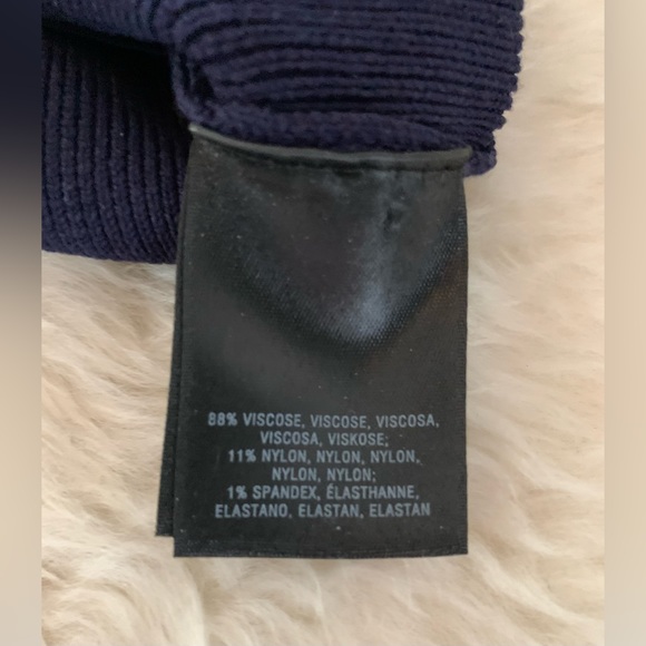 Navy Ruffle Sleeveless Sweater - Picture 6 of 6